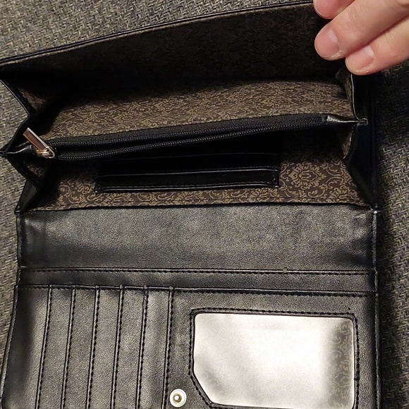 Black Fiorelli Wallet - Picture 4 of 4